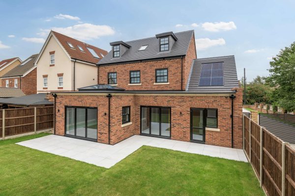 230829 - 1 Lakeside Mews, Wixams - 50